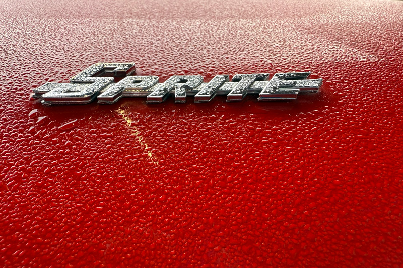 Spritzig ... oder eben ein Austin-Healey Sprite (© Bruno von Rotz)